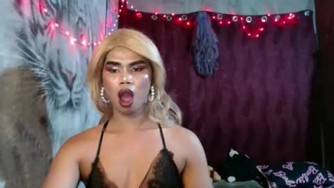 queenpinayebony_xx online show from 04.20.26