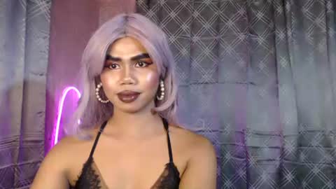 queenpinayebony_xx online show from 04.25.26