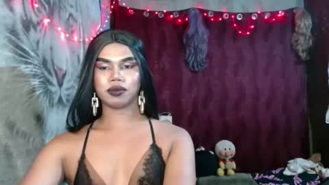 queenpinayebony_xx online show from 05.01.26