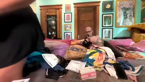 Queen Hilarity online show from 06.01.26
