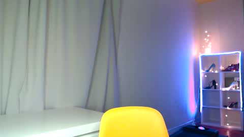 Snapshot of queensy_sins_x chatting on 03.09.25 Queensy online show from 03.09.25