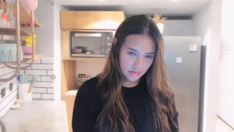 Val  -  online show from 01.19.25