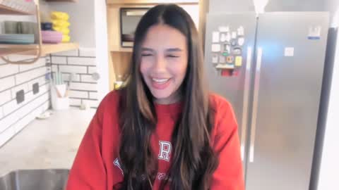 Val  -  online show from 02.02.25