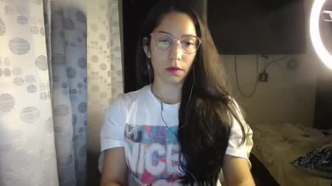 Paola online show from 01.18.25