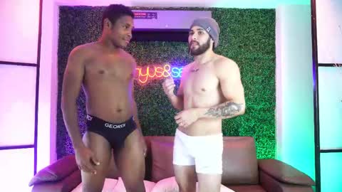 Snapshot of querhyus chatting on 10.31.25 querhyussavagestuds online show from 10.31.25