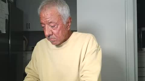 Snapshot of quest_one chatting on 02.22.26 Jim online show from 02.22.26