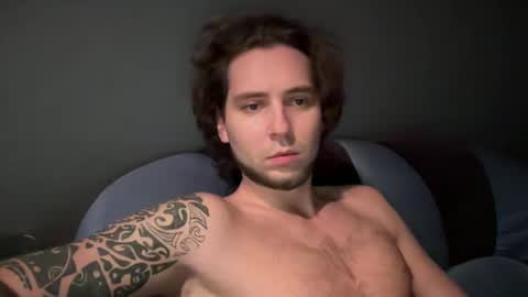 Snapshot of quriff chatting on 02.28.25 quriff online show from 02.28.25