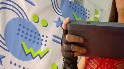 Snapshot of quuen_valery chatting on 03.26.26 quuen_valery online show from 03.26.26