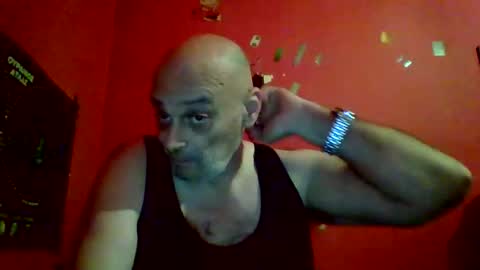 qwertyuiop22348015 online show from 04.03.26