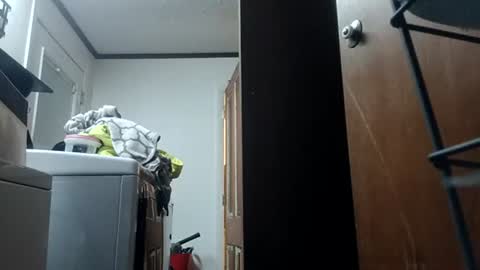 r04233054 online show from 12.18.25