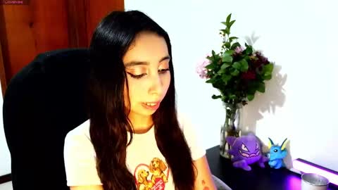 Snapshot of r0ttenangel chatting on 09.21.25 Angel  online show from 09.21.25