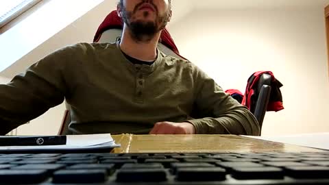 Snapshot of r301hp chatting on 03.04.25 r301hp online show from 03.04.25