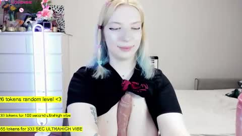 Snapshot of raaaaaaawr chatting on 06.10.26 - online show from 06.10.26