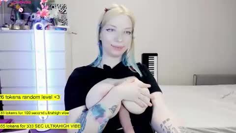 Snapshot of raaaaaaawr chatting on 07.01.26 - online show from 07.01.26