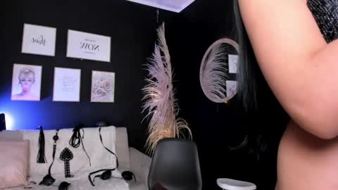 RACHEL ES online show from 05.30.26