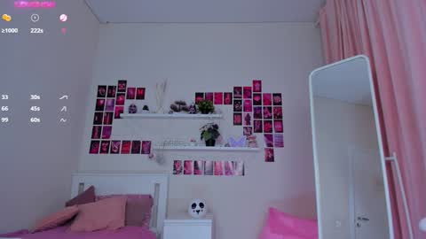 Snapshot of rachel_kelly chatting on 12.07.24 Rachel Kelly online show from 12.07.24