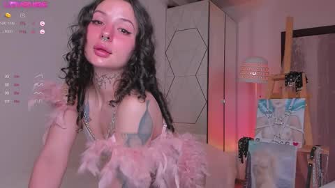 Snapshot of rachel_kelly chatting on 09.22.25 Rachel Kelly online show from 09.22.25