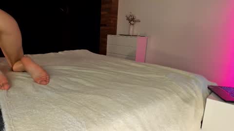 Sherryl online show from 09.25.25