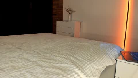 Sherryl online show from 11.30.25