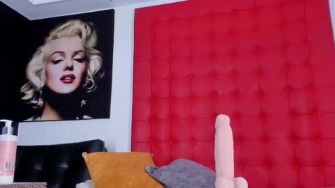  DALIANA  online show from 04.30.26