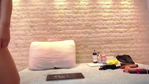  RACHEL online show from 02.01.25