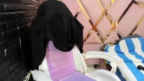 RachellRs online show from 12.22.25