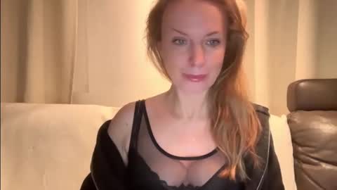 Snapshot of rachelldelicious chatting on 01.22.25 Rachel online show from 01.22.25