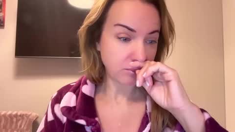 Snapshot of rachelldelicious chatting on 02.12.25 Rachel online show from 02.12.25
