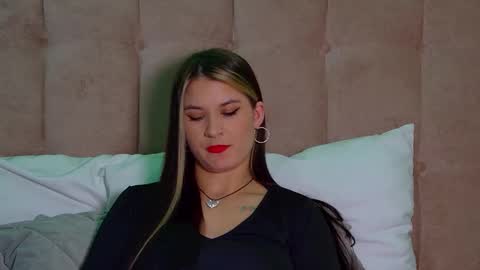 RachellSimpson online show from 03.08.25