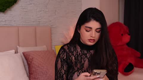 Snapshot of rachelswaan chatting on 01.25.25 RachelSwaan online show from 01.25.25