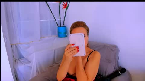 Radmila Star online show from 09.22.25