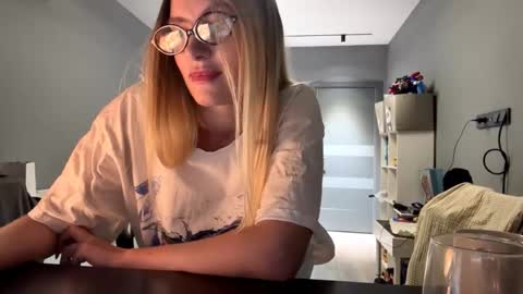 Mila online show from 02.17.26