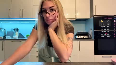 Mila online show from 04.26.26