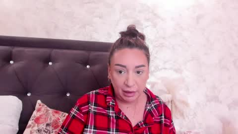 raelledarkstar online show from 05.07.26
