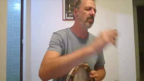 Snapshot of rafaelsel chatting on 12.19.25 Big Uncle Jungle online show from 12.19.25