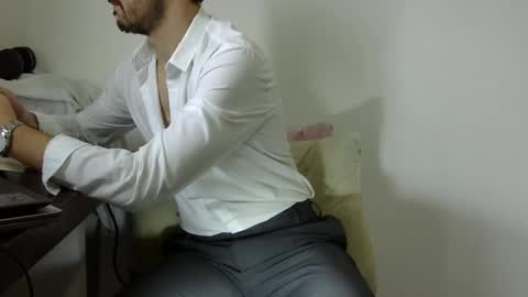 Snapshot of rafaelssk chatting on 12.08.24 elenacam online show from 12.08.24