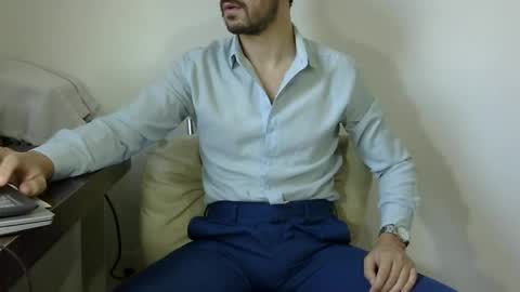 Snapshot of rafaelssk chatting on 12.21.24 elenacam online show from 12.21.24