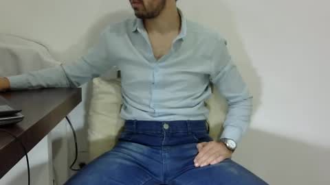 Snapshot of rafaelssk chatting on 12.22.24 elenacam online show from 12.22.24