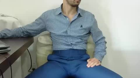 Snapshot of rafaelssk chatting on 12.23.24 elenacam online show from 12.23.24