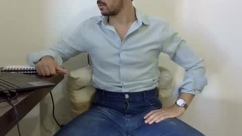 Snapshot of rafaelssk chatting on 03.08.25 elenacam online show from 03.08.25