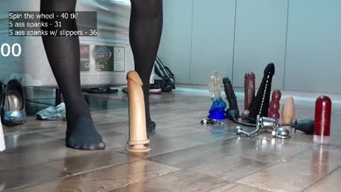 Snapshot of rafaslave chatting on 02.22.25 Rafa Slave online show from 02.22.25