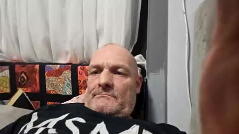 Snapshot of ragingzef69 chatting on 05.18.26 Bigthickdickinvic online show from 05.18.26