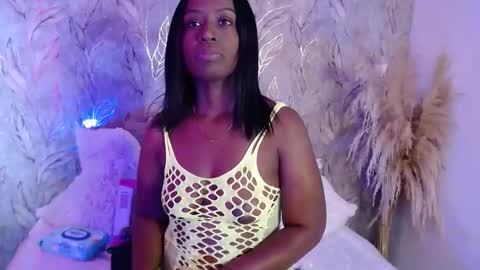 raichellcooper1 online show from 01.14.26