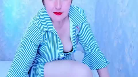 Snapshot of rainbowladyy chatting on 04.17.26 rainbowladyy online show from 04.17.26