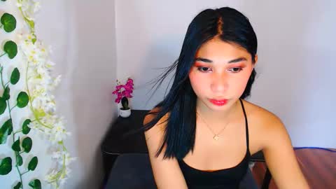 Snapshot of raindrizzle1706 chatting on 11.22.25 raindrizzle1706 online show from 11.22.25