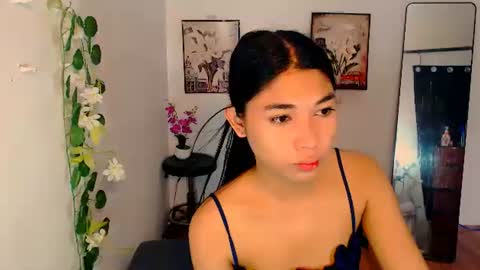 Snapshot of raindrizzle1706 chatting on 12.19.25 raindrizzle1706 online show from 12.19.25