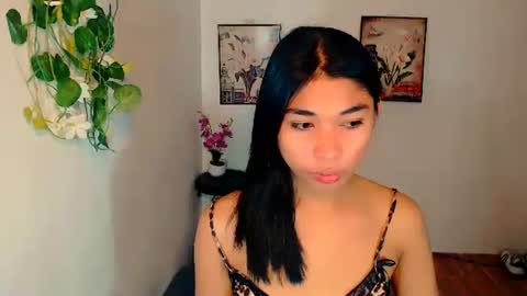 Snapshot of raindrizzle1706 chatting on 12.20.25 raindrizzle1706 online show from 12.20.25