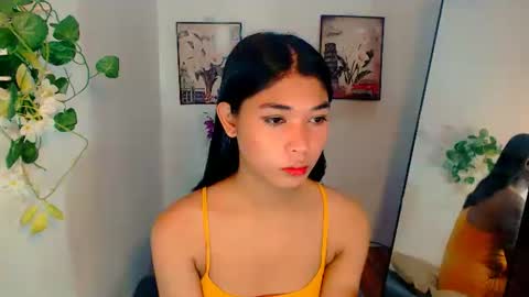 Snapshot of raindrizzle1706 chatting on 12.22.25 raindrizzle1706 online show from 12.22.25