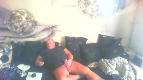Snapshot of raintrops chatting on 06.17.26 raintrops online show from 06.17.26