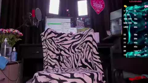 Laura online show from 07.13.26
